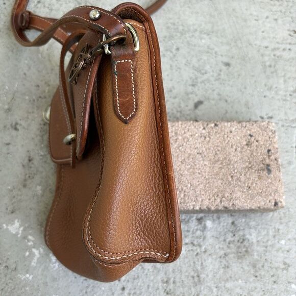 Dooney and Bourke vintage Crossbody - Picture 5 of 8